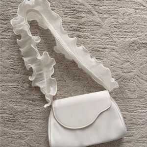 Jewel Badgley Mischka White Ruffle Strap Shoulder Bag